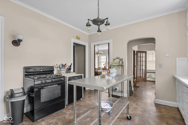 613 5th St, Columbus, IN 47201 - kitchen featuring arched walkways, a chandelier, black gas range oven, crown molding, and dishwashing machine