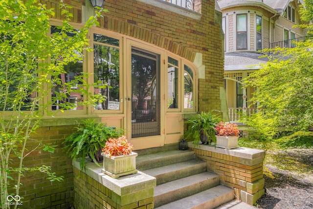 613 5th St, Columbus, IN 47201 - entrance to property featuring brick siding