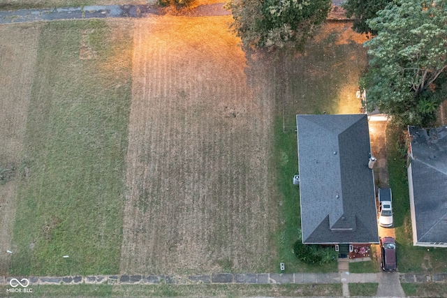2114 Locust St, Anderson, IN 46016 - photo 2
