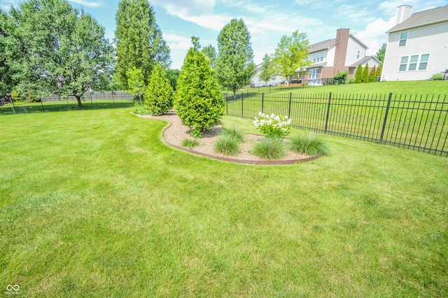 6802 Chorleywood Cir, Indianapolis, IN 46259 - view of yard
