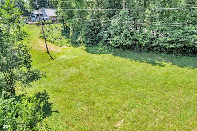 5052 Sherwood Ct, Pittsboro, IN 46167 - view of grassy yard
