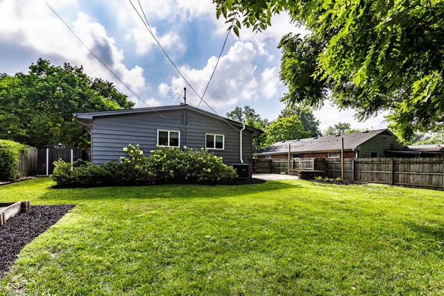 5746 N Rural St, Indianapolis, IN 46220 - photo 33