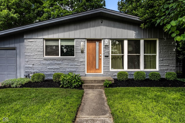 5746 N Rural St, Indianapolis, IN 46220 - photo 2