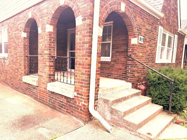 853 N Butler Ave, Indianapolis, IN 46219 - photo 2