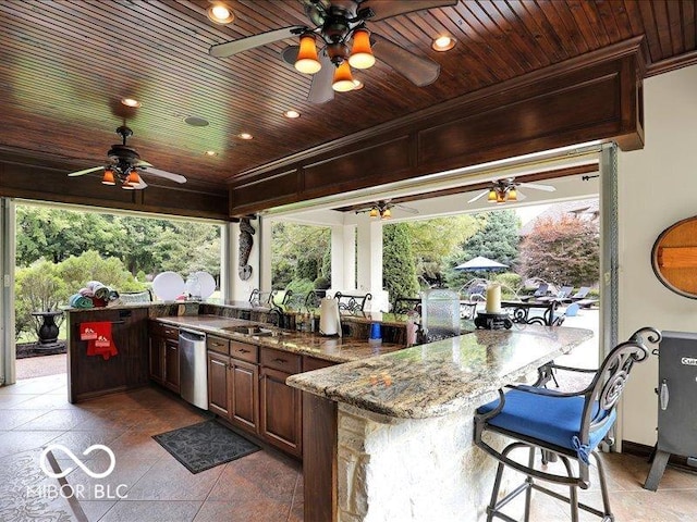 3808 Claybrook Ct, Bargersville, IN 46106 - view of patio / terrace with exterior kitchen and ceiling fan