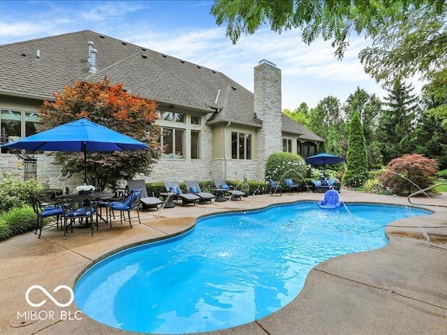 3808 Claybrook Ct, Bargersville, IN 46106 - swimming pool with a patio area