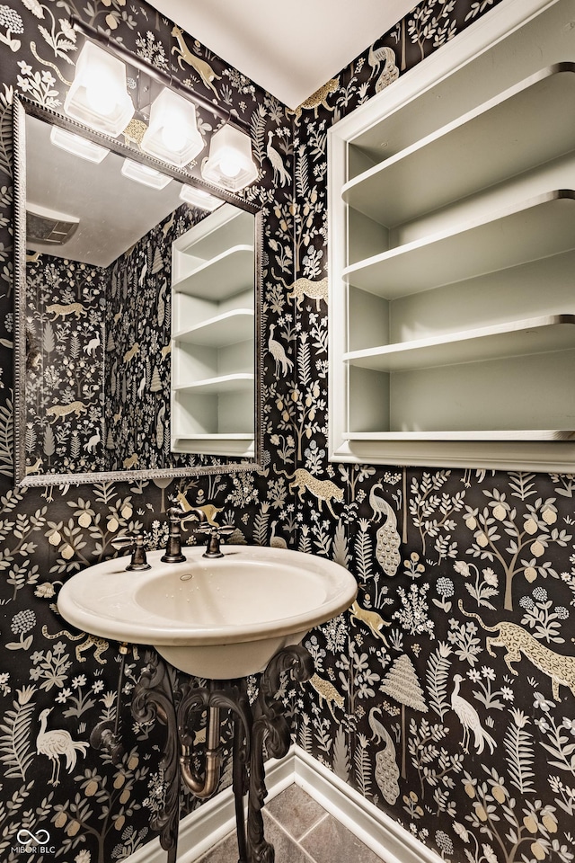 5809 N Washington Blvd, Indianapolis, IN 46220 - bathroom featuring wallpapered walls