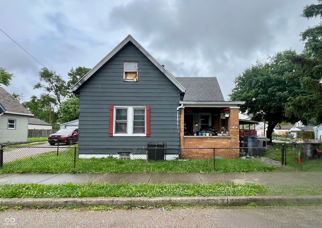 619 St Paul St, Indianapolis, IN 46203 - photo 1