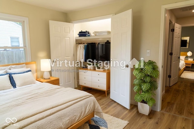 1809 Beam Rd, Columbus, IN 47201 - bedroom with wood finished floors