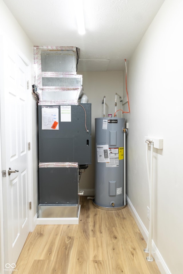 1809 Beam Rd, Columbus, IN 47201 - utilities featuring heating unit and electric water heater