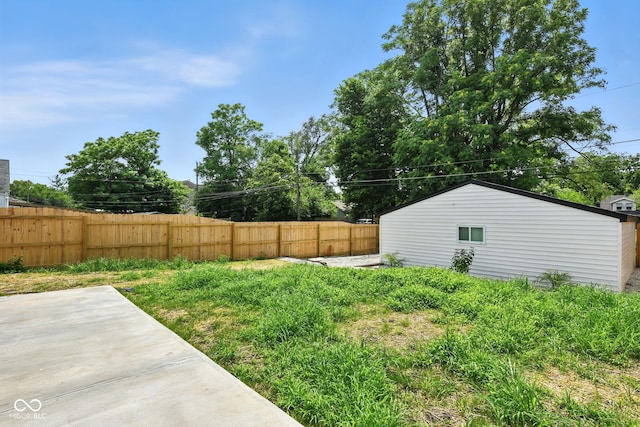 2000 N Dexter St, Indianapolis, IN 46202 - fenced backyard featuring a patio area