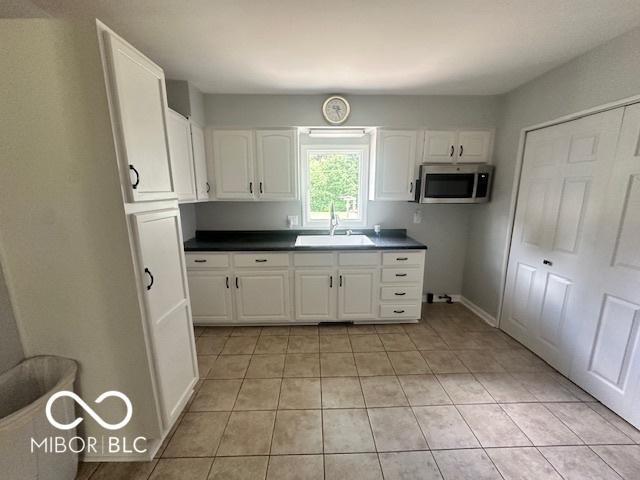 3043 Fairlawn Dr, Columbus, IN 47203 - photo 8