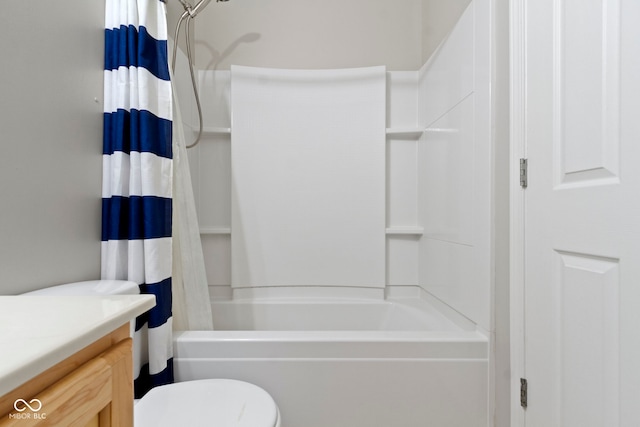 11426 High Grass Dr, Indianapolis, IN 46235 - full bath with vanity and shower / bath combo