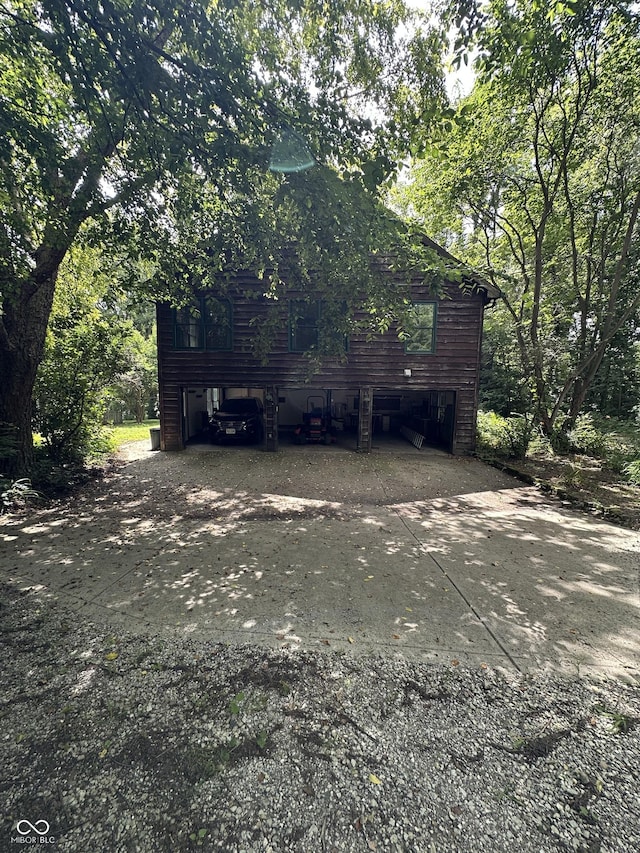 2765 S 1200 E, Zionsville, IN 46077 - view of property exterior with driveway