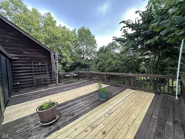 2765 S 1200 E, Zionsville, IN 46077 - wooden deck featuring view of wooded area