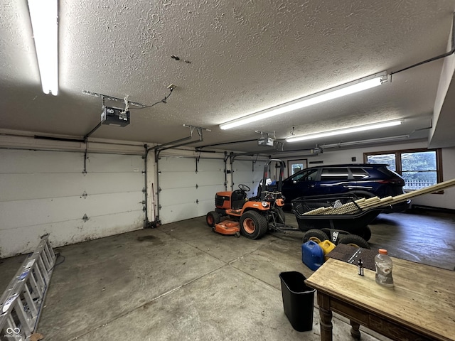 2765 S 1200 E, Zionsville, IN 46077 - garage with a garage door opener