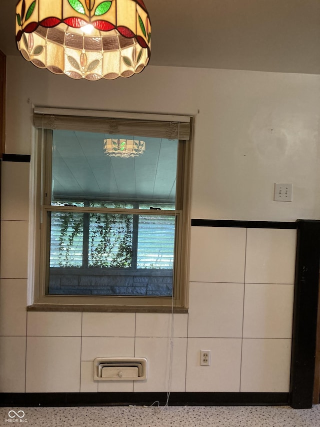 1016 N Mitchner Ave, Indianapolis, IN 46219 - detailed view