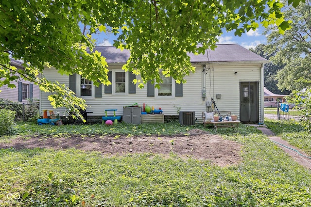 921 N Harbison Ave, Indianapolis, IN 46219 - photo 16