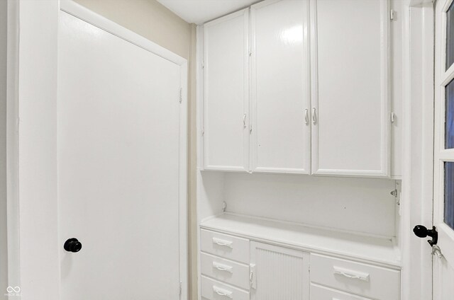 4202 Standish Dr, Indianapolis, IN 46221 - photo 17