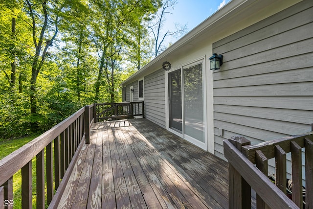 173 W Lakeview Dr, Nineveh, IN 46164 - view of wooden terrace