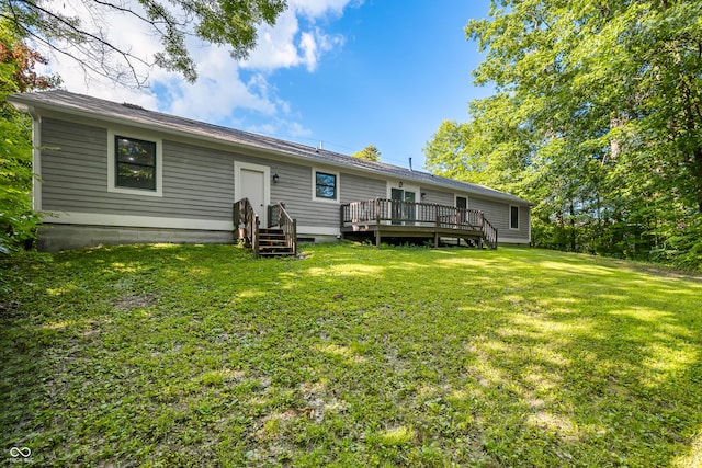 173 W Lakeview Dr, Nineveh, IN 46164 - back of property featuring a yard and a deck