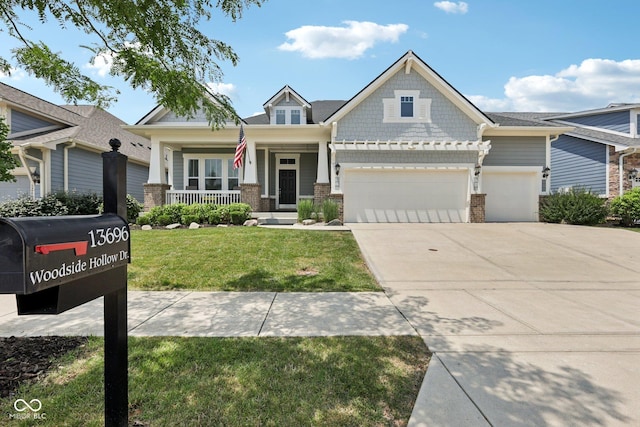 13696 Woodside Hollow Dr, Carmel, IN 46032 - photo 1