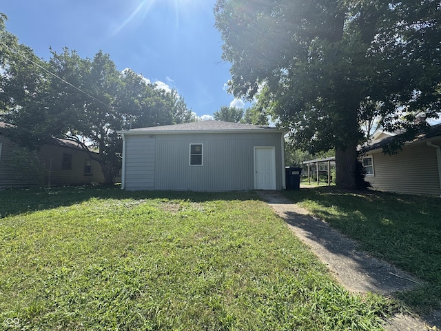 67 N Devon Ave, Indianapolis, IN 46219 - view of green lawn