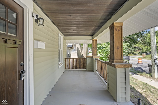 5009 E Michigan St, Indianapolis, IN 46201 - photo 3