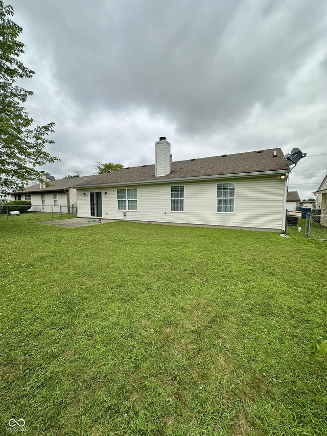 6677 Colleens Way, Indianapolis, IN 46221 - photo 12