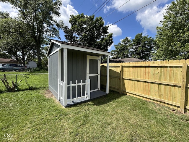 2692 Meadowlark Ln, Columbus, IN 47201 - view of shed with a fenced backyard