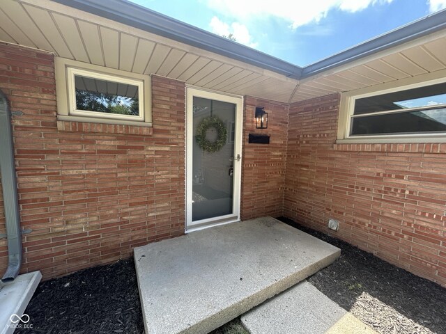 2692 Meadowlark Ln, Columbus, IN 47201 - view of exterior entry with brick siding
