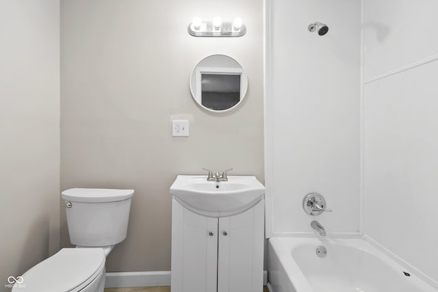 3945 N Ridgeview Dr, Indianapolis, IN 46226 - bathroom with vanity and washtub / shower combination