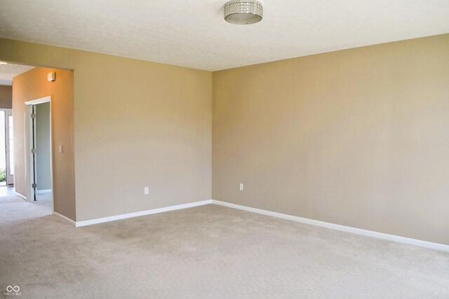 2327 Creekland Dr, Columbus, IN 47201 - photo 17