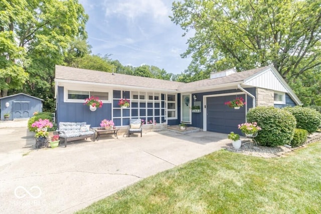 2705 E Fairoaks Dr, New Castle, IN 47362 - photo 1