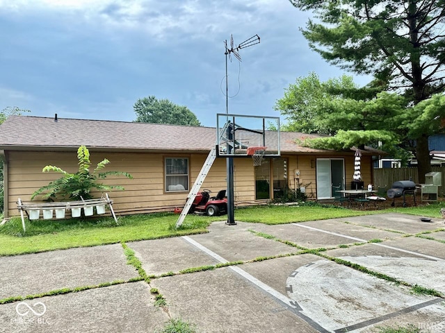 1009 S Buckingham Rd, Yorktown, IN 47396 - photo 3