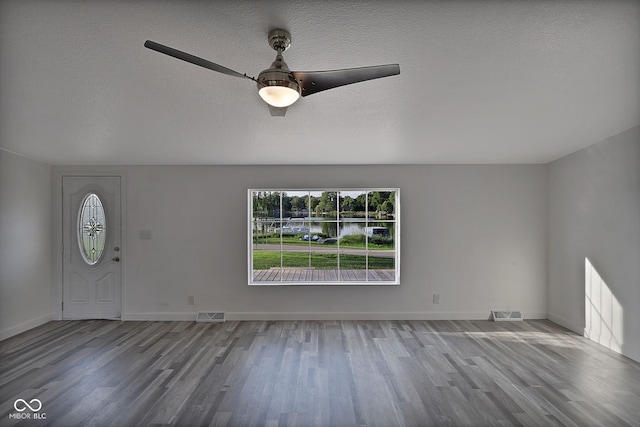 650 S Wildwood Dr, Cromwell, IN 46732 - photo 37