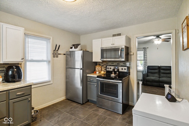 216 E Carlisle St, Mooresville, IN 46158 - photo 13