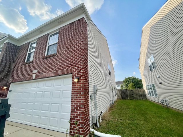 10570 Wyatt Dr, Indianapolis, IN 46231 - photo 2