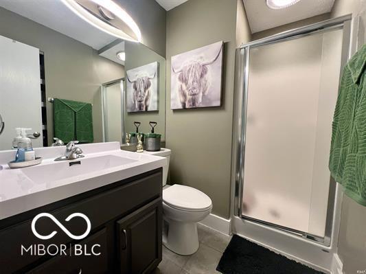 9724 S Bay Pointe Ln, Bloomington, IN 47401 - photo 10