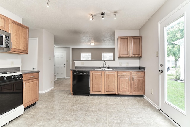 12142 Lindley Dr, Noblesville, IN 46060 - photo 15