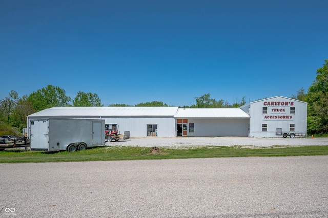 190 E Willard Ave, Rushville, IN 46173 - photo 3