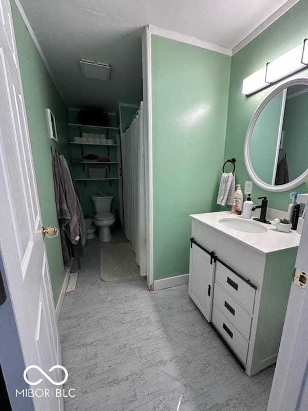 1129 Lafayette St, Elkhart, IN 46516 - bathroom with vanity and a shower with shower curtain