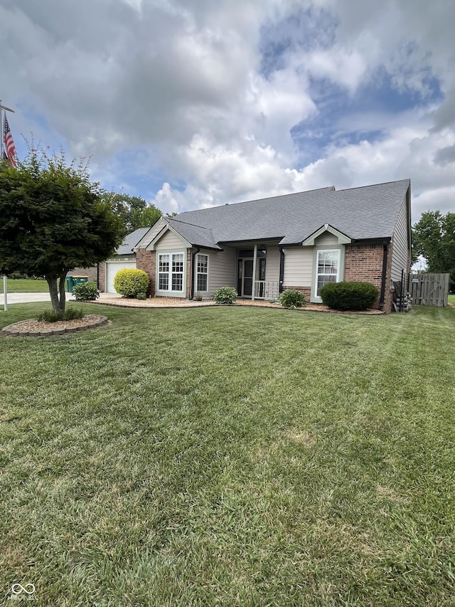 904 Jonathan Dr, Plainfield, IN 46168 - photo 2