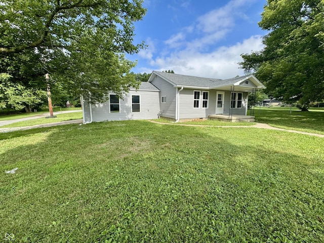 456 S Grant St, Cloverdale, IN 46120 - photo 1