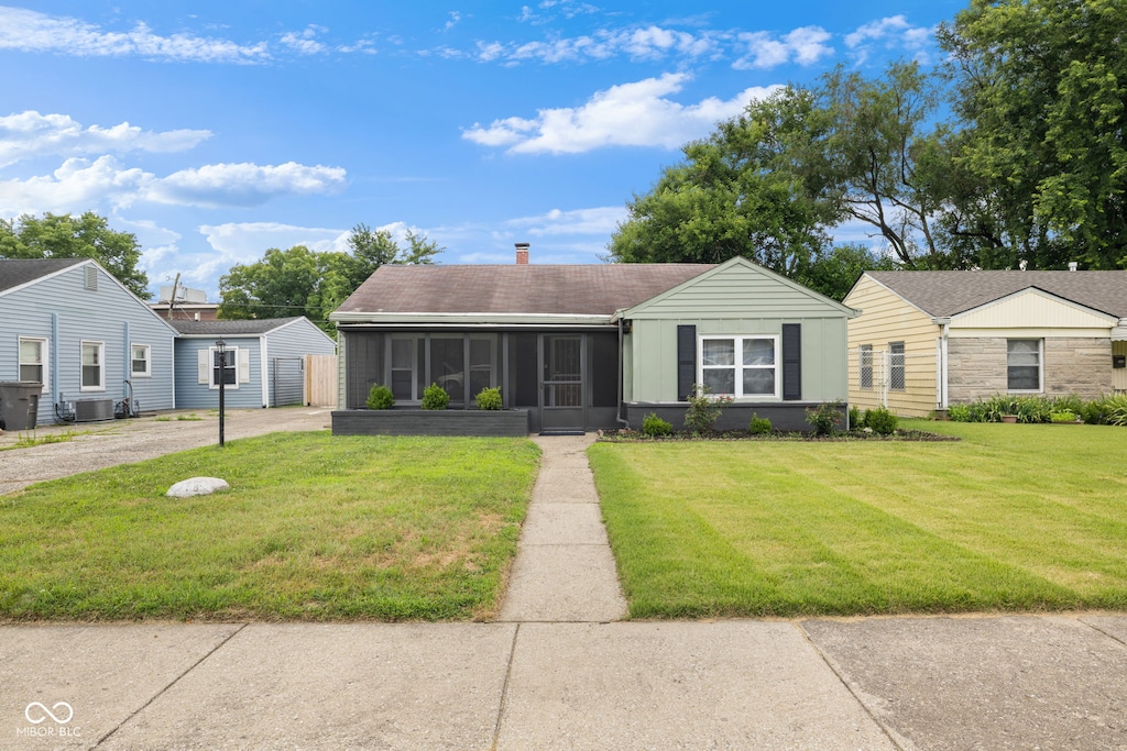 715 Drake St, Indianapolis, IN 46202 - photo 1