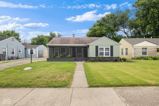 715 Drake St, Indianapolis, IN 46202 - photo 1