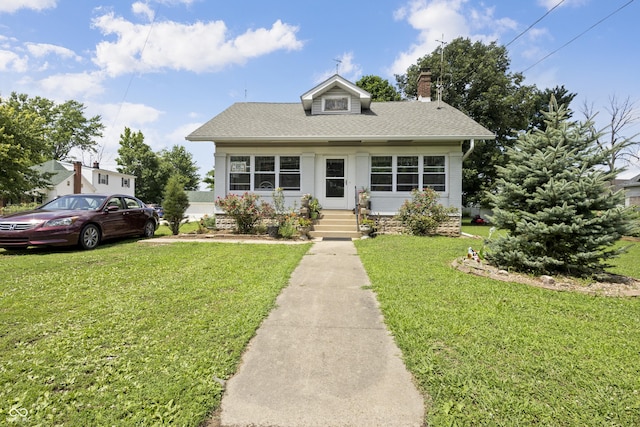 704 W Pearl St, Trafalgar, IN 46181 - photo 1