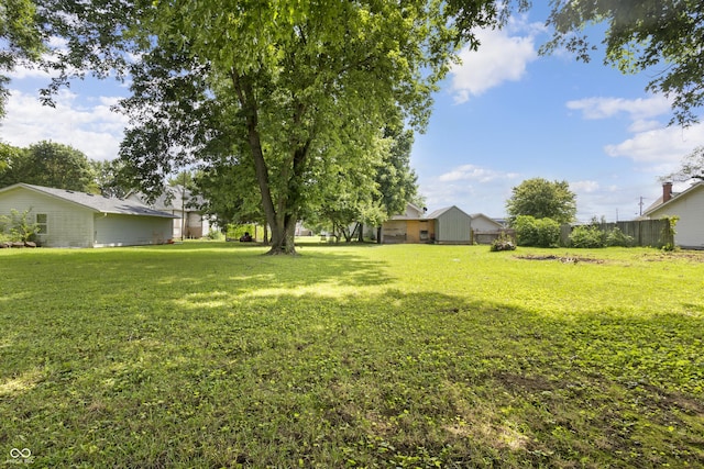 704 W Pearl St, Trafalgar, IN 46181 - photo 3