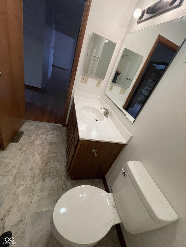 10610 Stillcreek Dr, Indianapolis, IN 46239 - bathroom with vanity and toilet