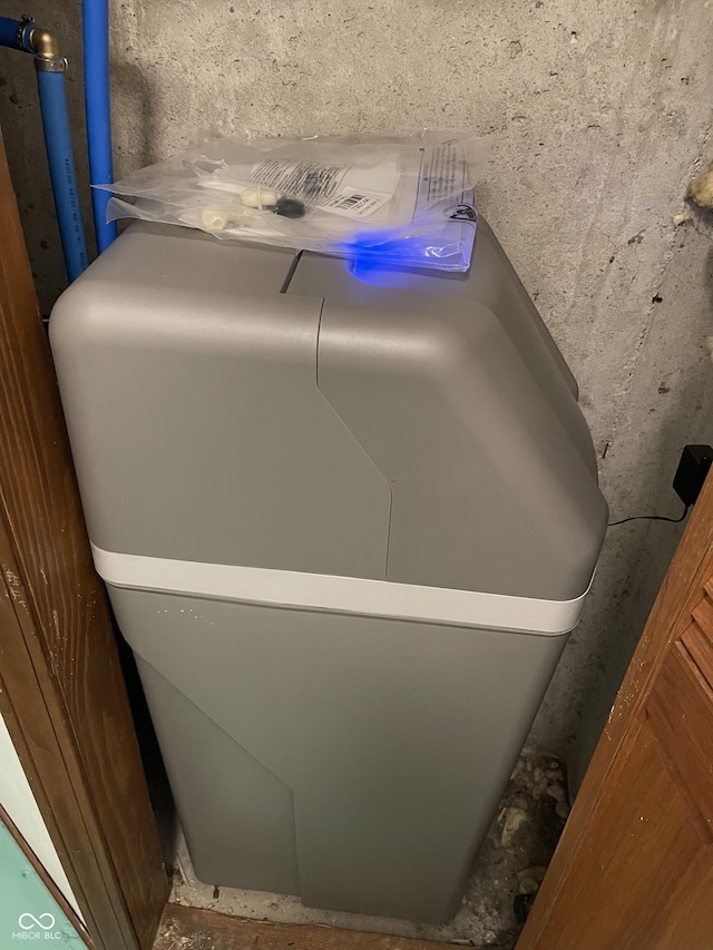 10610 Stillcreek Dr, Indianapolis, IN 46239 - detailed view of a water softener system